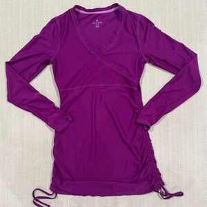 Athleta Wick It Adjustable Coverup Shirt Top Womens XXS Purple V Neck Stretch